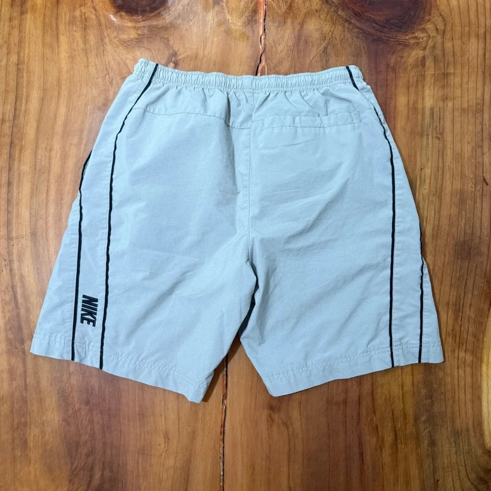 Vintage Y2K Nike Mens Shorts Medium Logo Stripe Mesh Lined Athletic B3-16